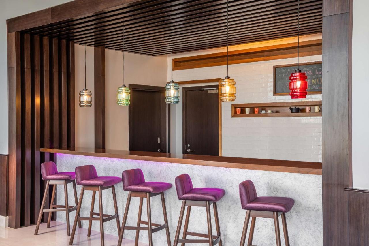 Park Inn By Radisson Jeddah Madinah Road Exterior foto